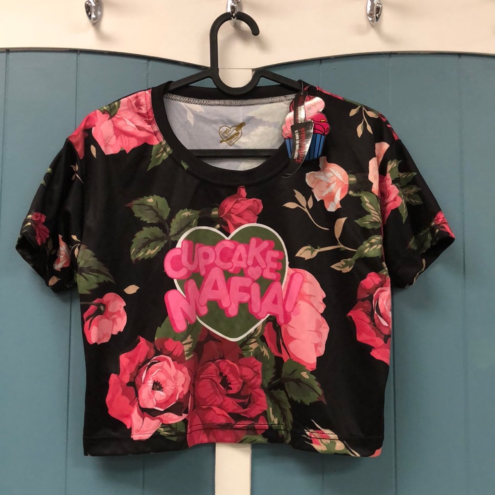 Cupcake Mafia rose‎ floral crop top Tshirt women’s size S